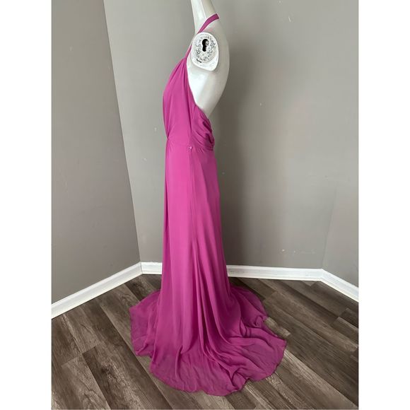 Vera Wang Bride Elodie Trailing Hem Gown - Picture 9 of 11
